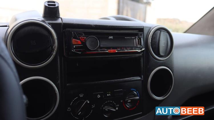 بيجو بارتنر 2015