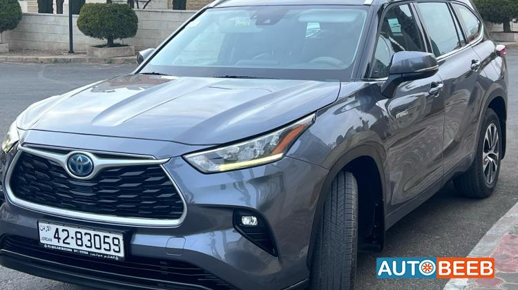 Toyota Highlander 2020