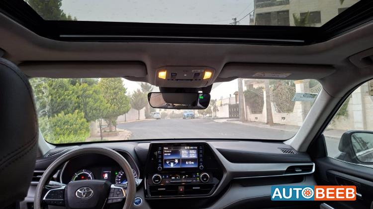 Toyota Highlander 2020