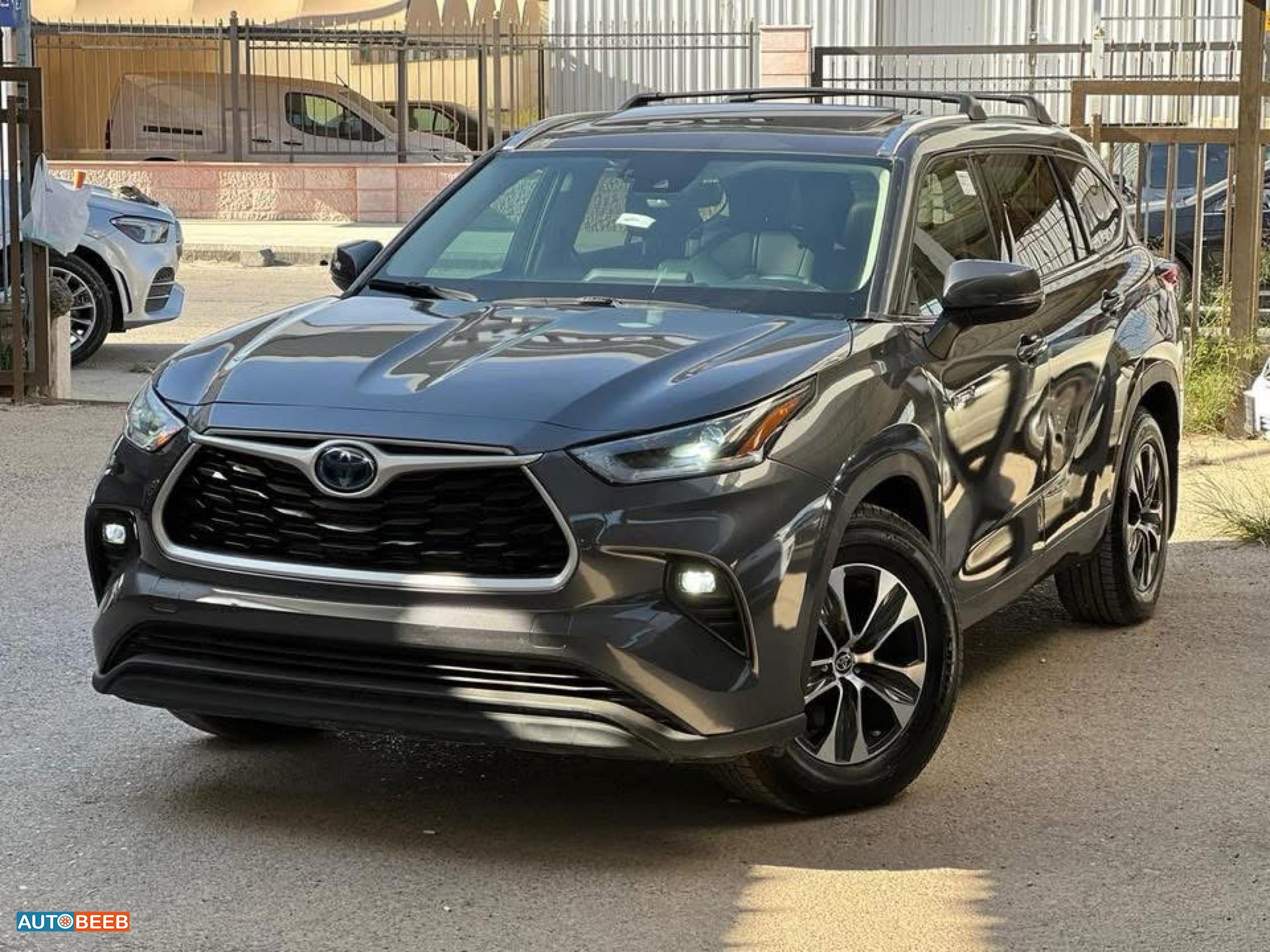 Toyota Highlander 2020