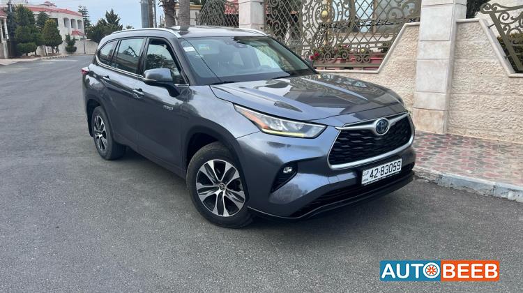 Toyota Highlander 2020