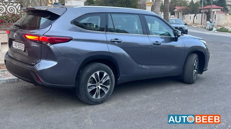 Toyota Highlander 2020