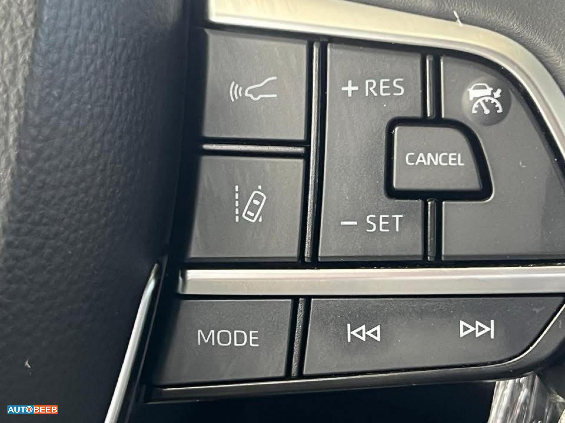 Toyota Highlander 2020