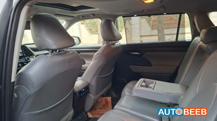 Toyota Highlander 2020