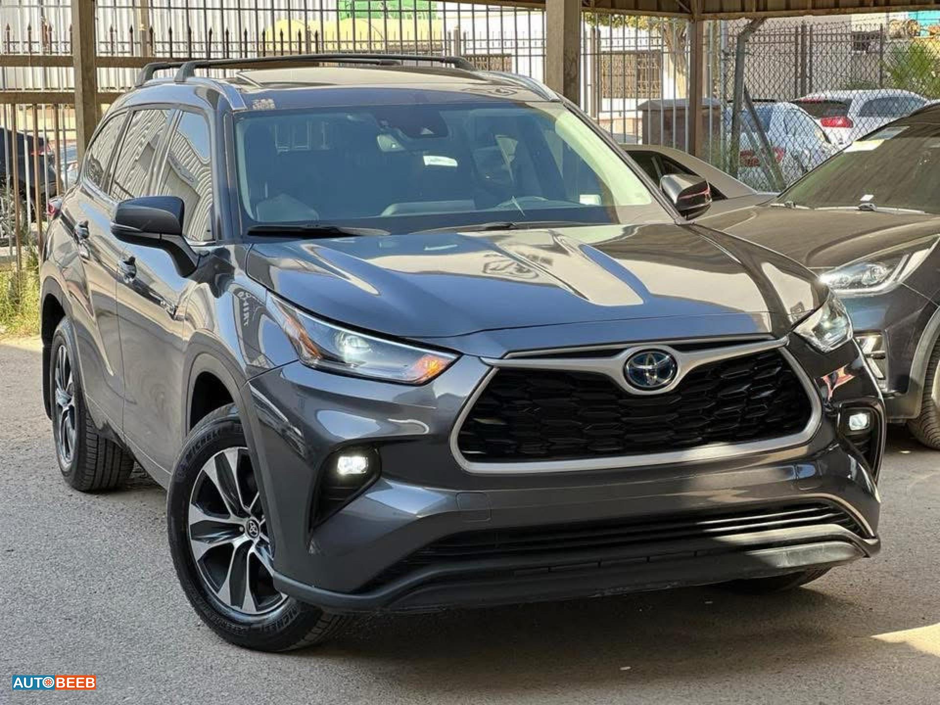 Toyota Highlander 2020