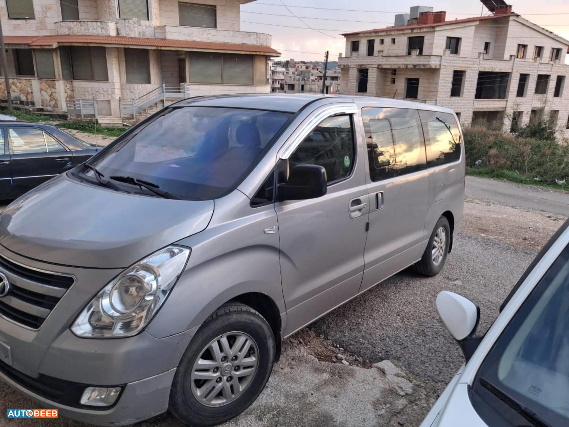 ميني باص هيونداي 2016