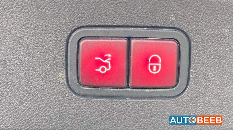 مرسيدس بنز E200 2014