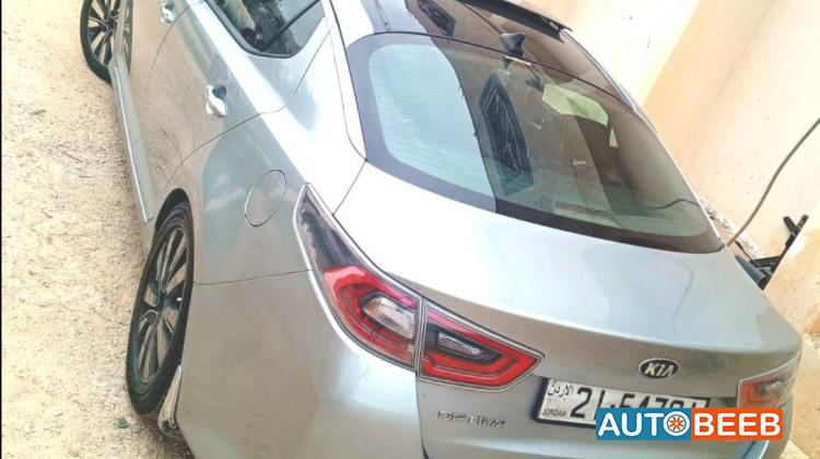 كيا K5 2016