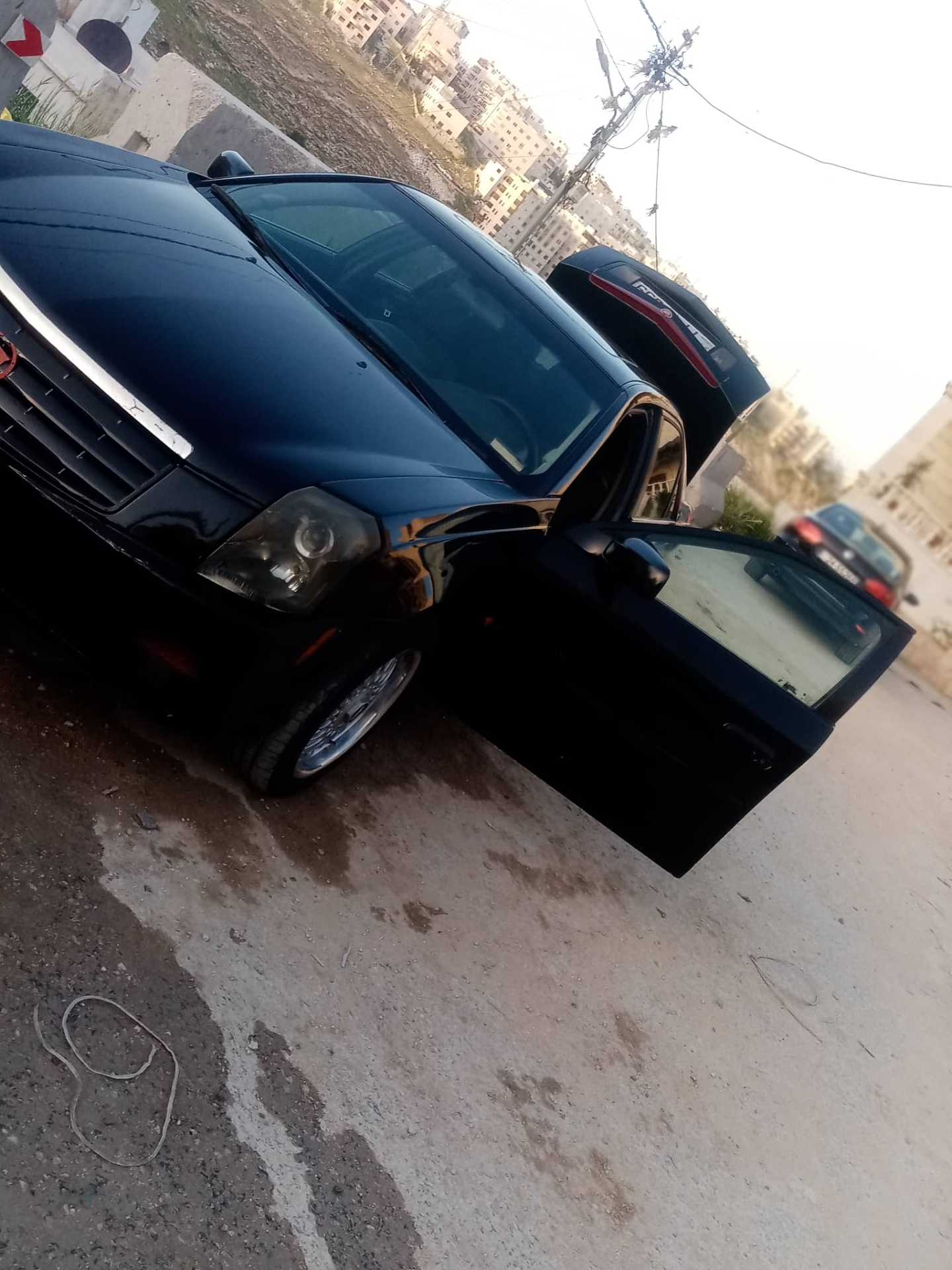 كاديلاك اس تي اس 2003