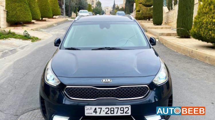 كيا نيرو 2017