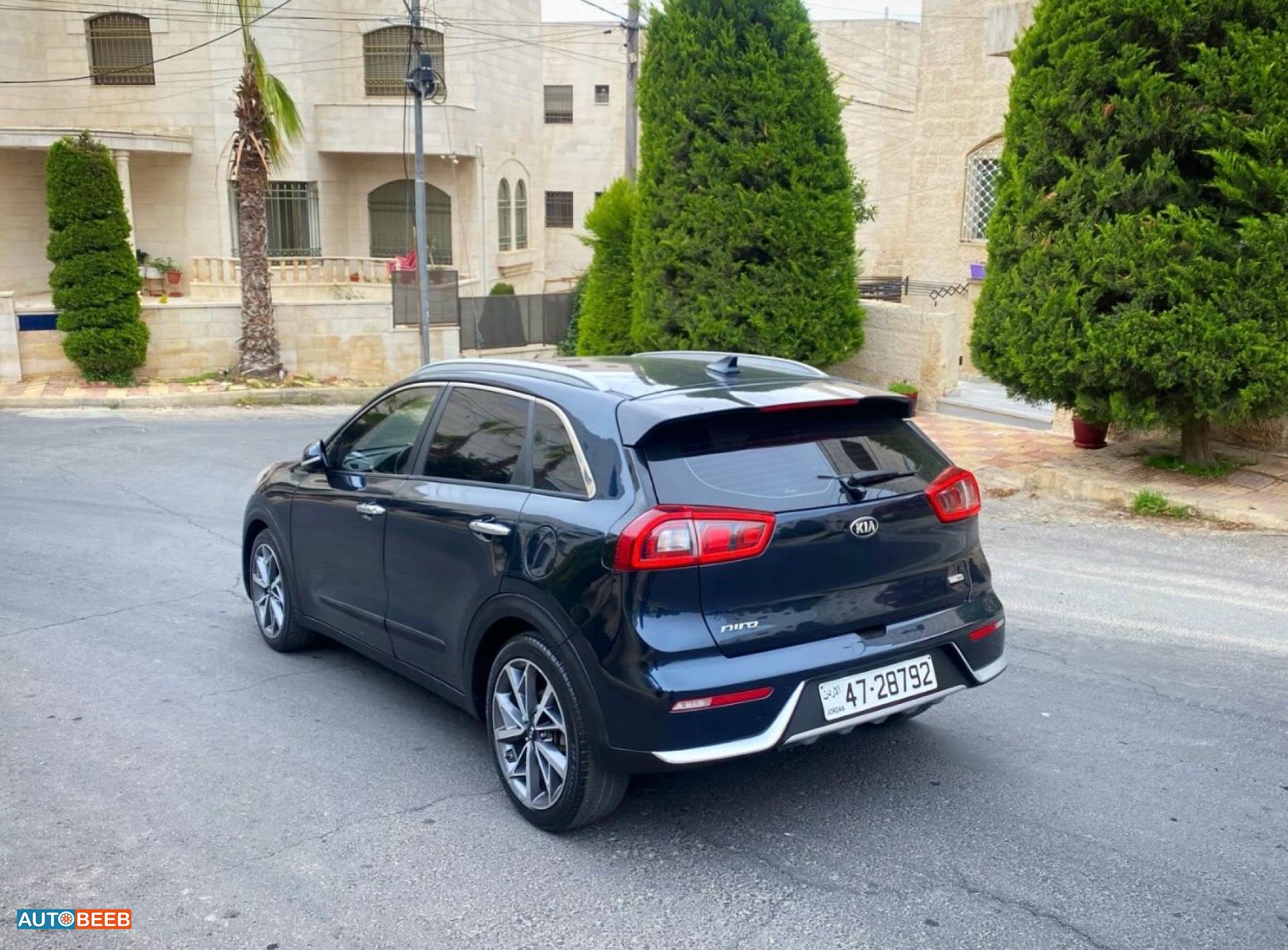 كيا نيرو 2017