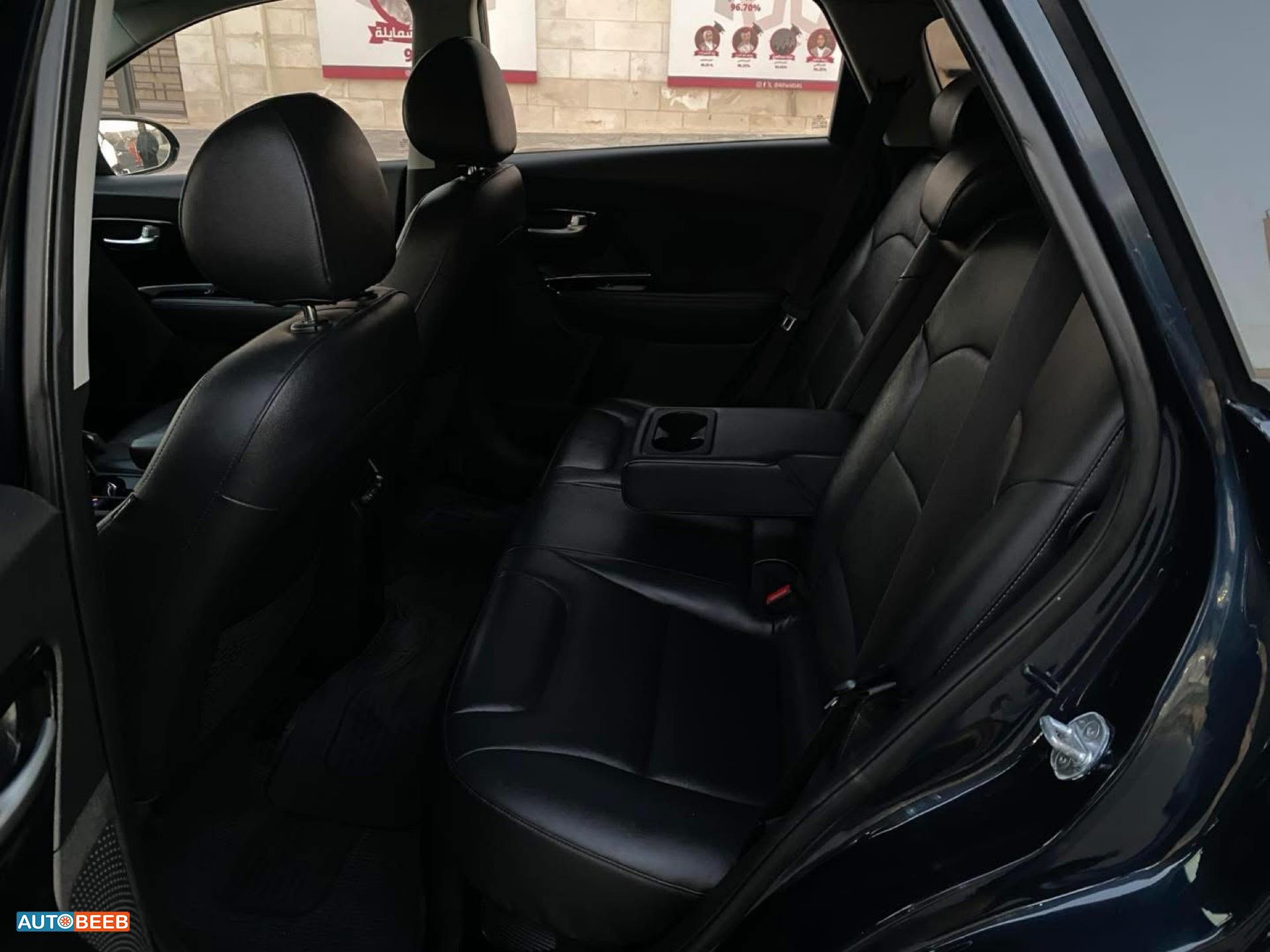 كيا نيرو 2017