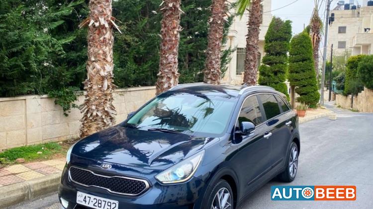 كيا نيرو 2017