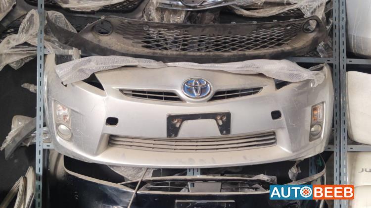 Body  Bumper Toyota Prius