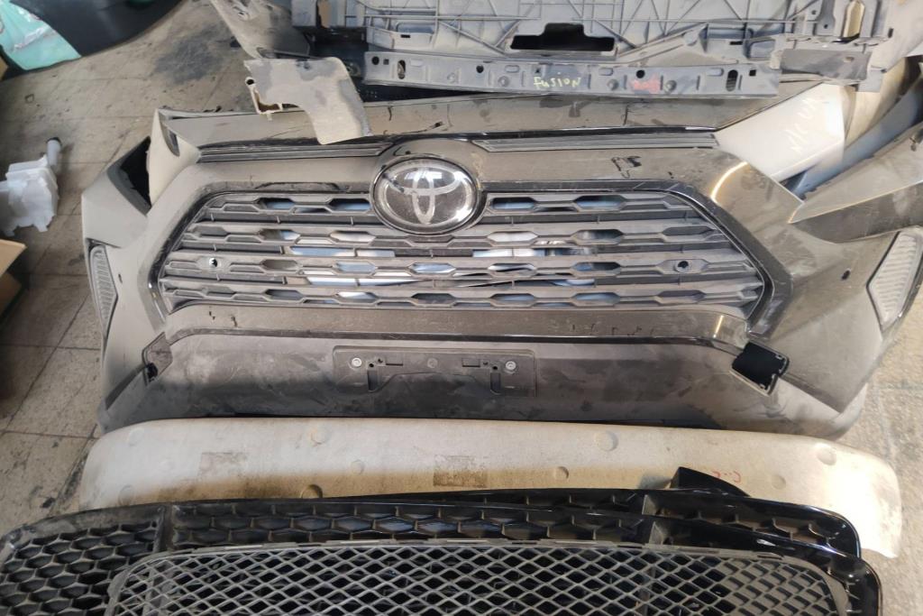 Body  Bumper Toyota RAV4