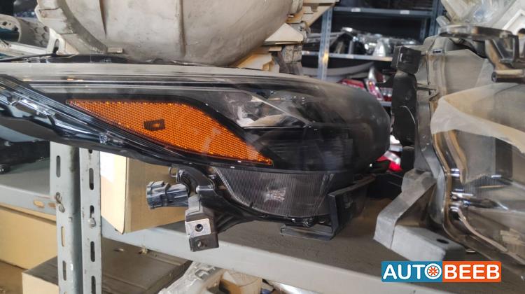 Lights Front light Toyota Camry
