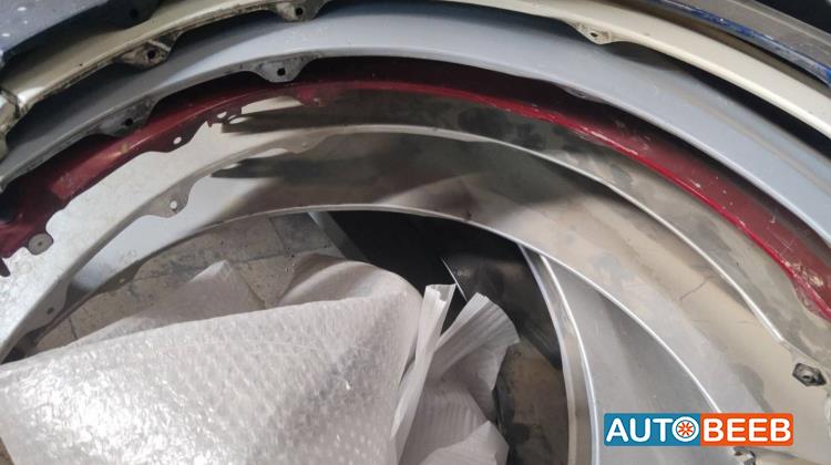 Body  Fenders  Toyota Prius