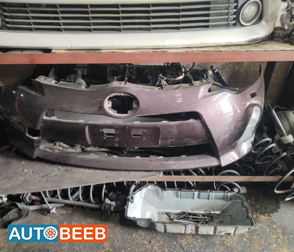Body  Bumper Toyota Prius C
