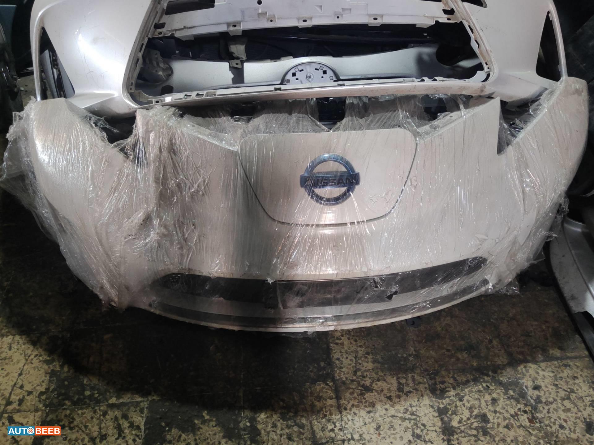 Body  Bumper Nissan Leaf
