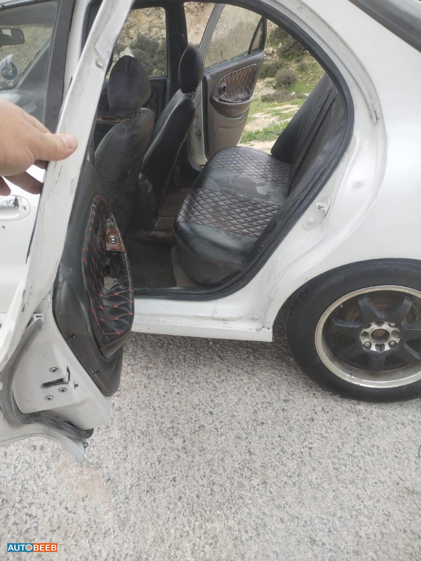 هيونداي افانتي 1997