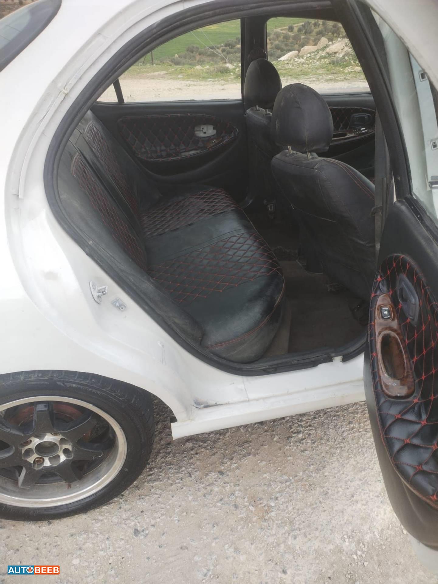 هيونداي افانتي 1997