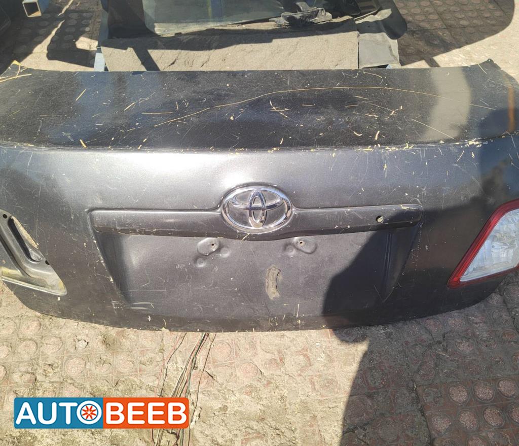 Body  Trunk Toyota Camry