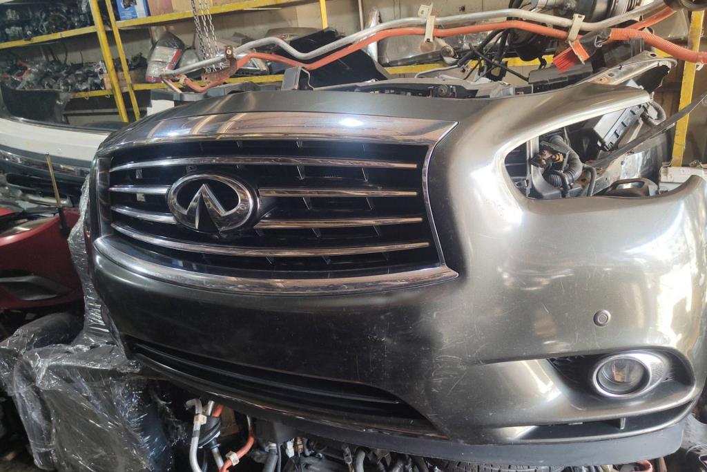 Body  Front clip Infiniti QX 60