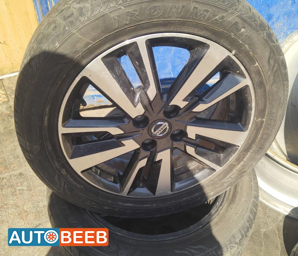 طقم جنطات مع كوشوك نيسان صني هندي 5 براغي قياس 16