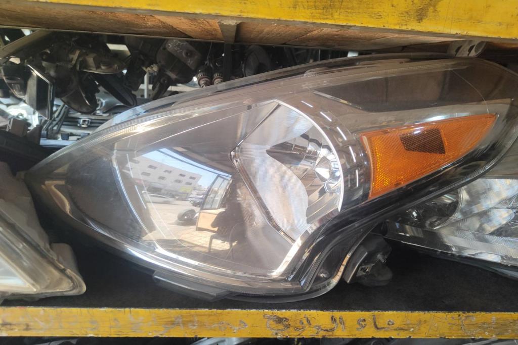 ضوء امامي يمين شمال نيسان صني هندي 2016 2017