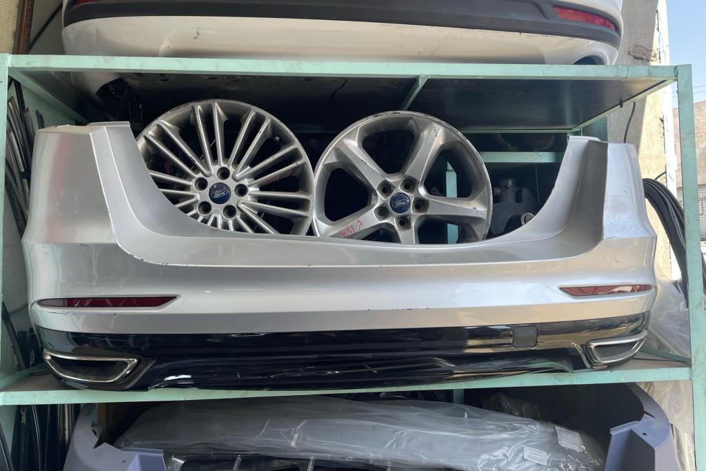 Body  Bumper Ford Fusion