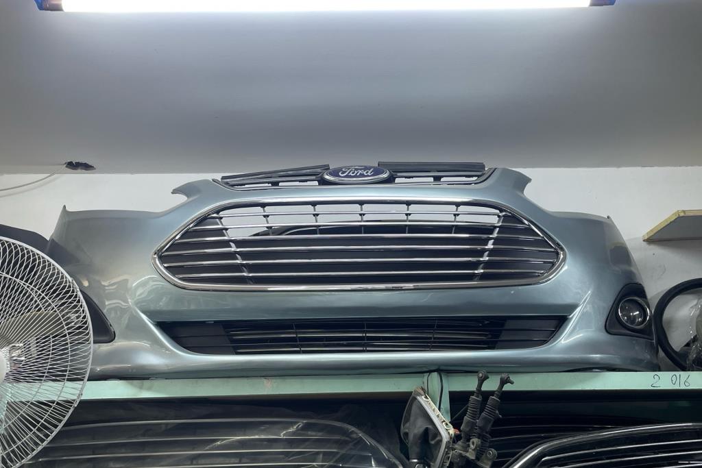 Body  Bumper Ford C-Max