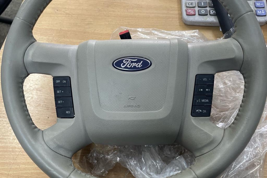 Cabin  Steering Wheel Ford Escape