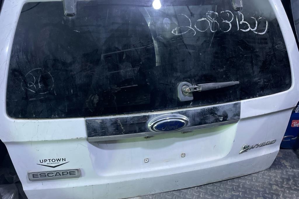 Body  Trunk Ford Escape