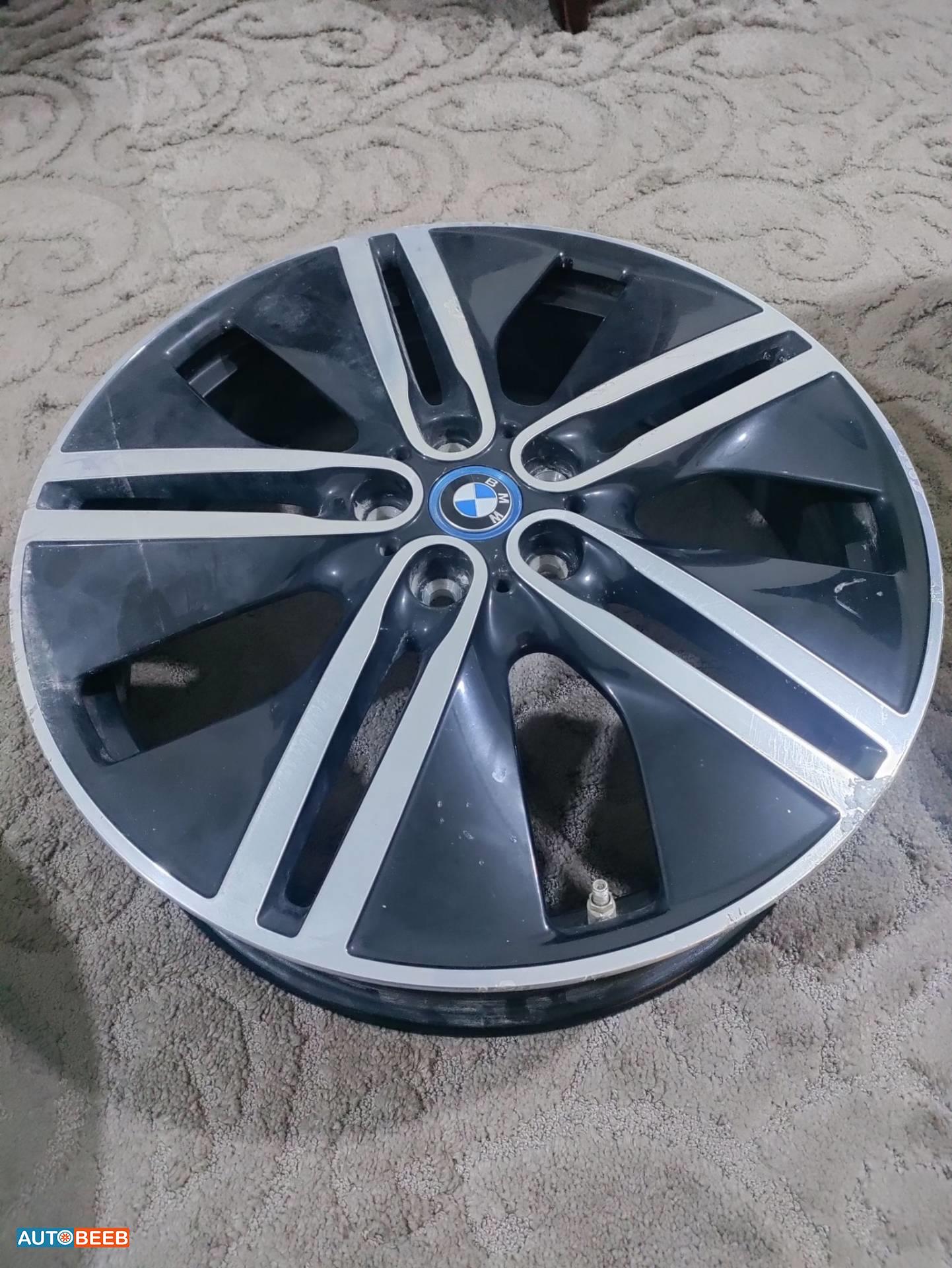 فردة جنط بي ام 