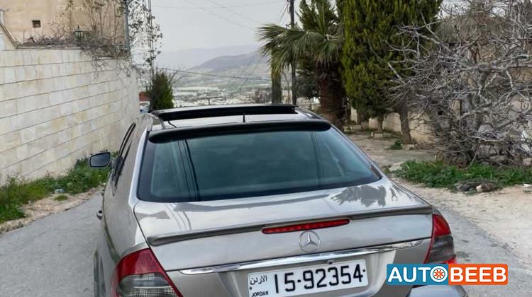 مرسيدس بنز E200 2004
