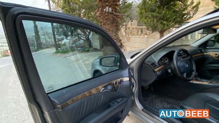 مرسيدس بنز E200 2004