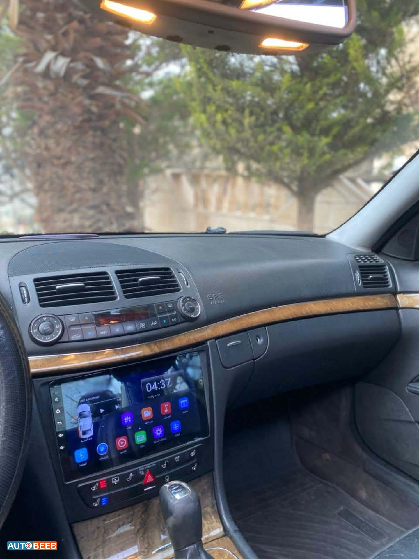 مرسيدس بنز E200 2004