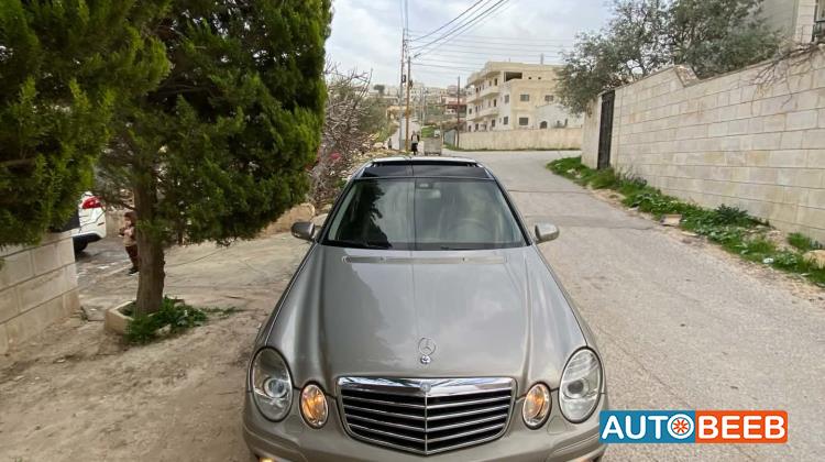 مرسيدس بنز E200 2004