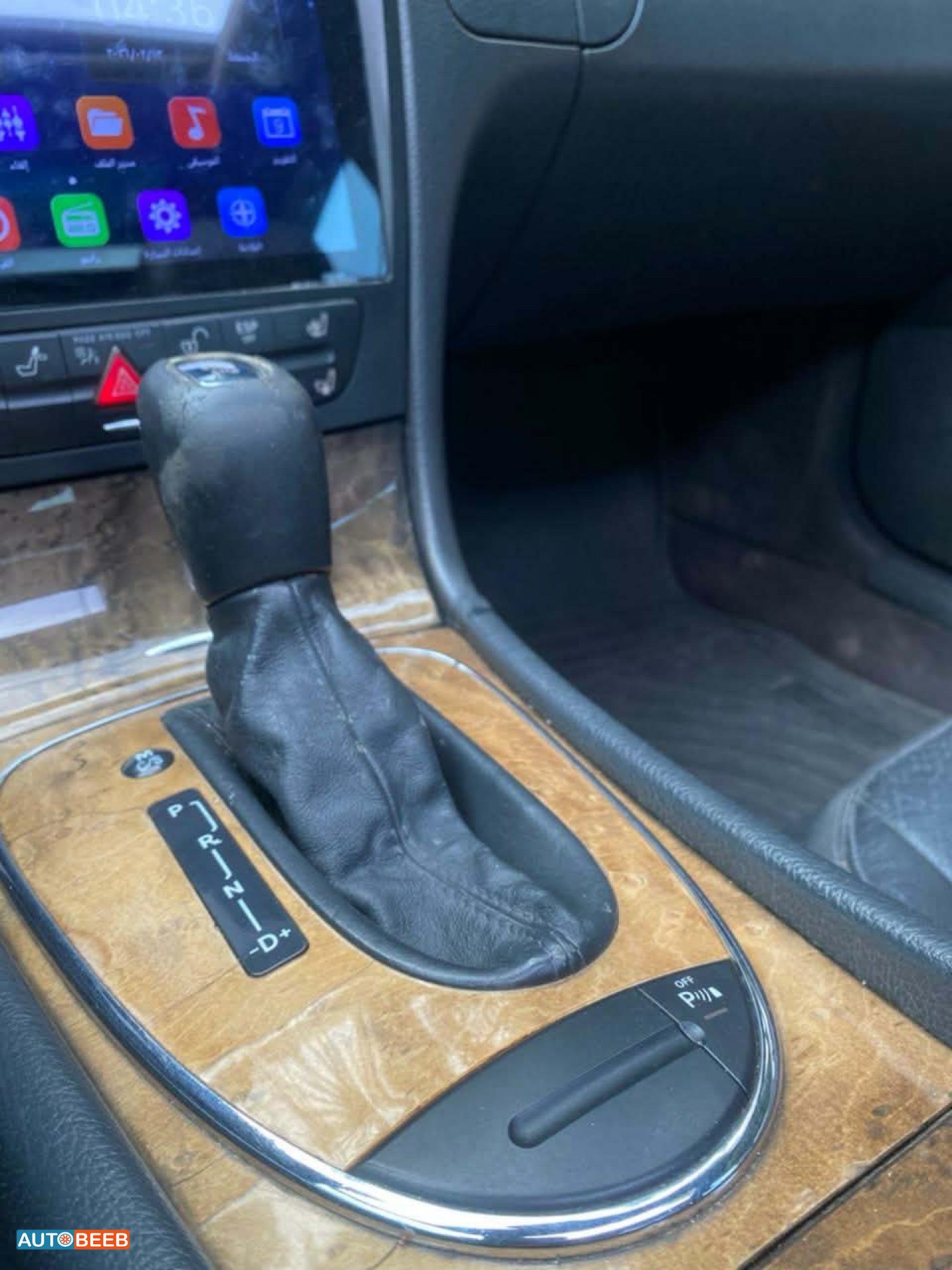 مرسيدس بنز E200 2004