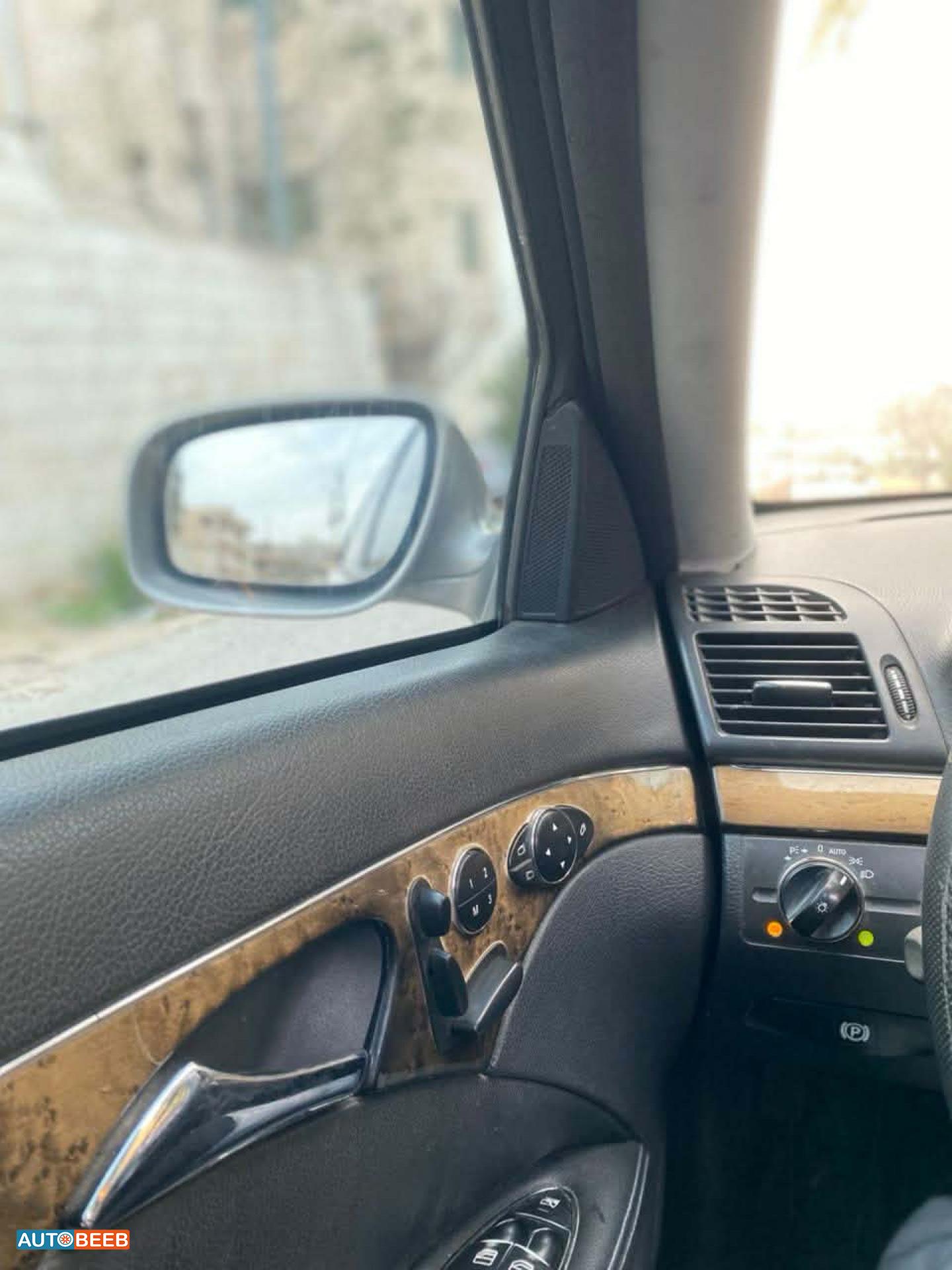 مرسيدس بنز E200 2004