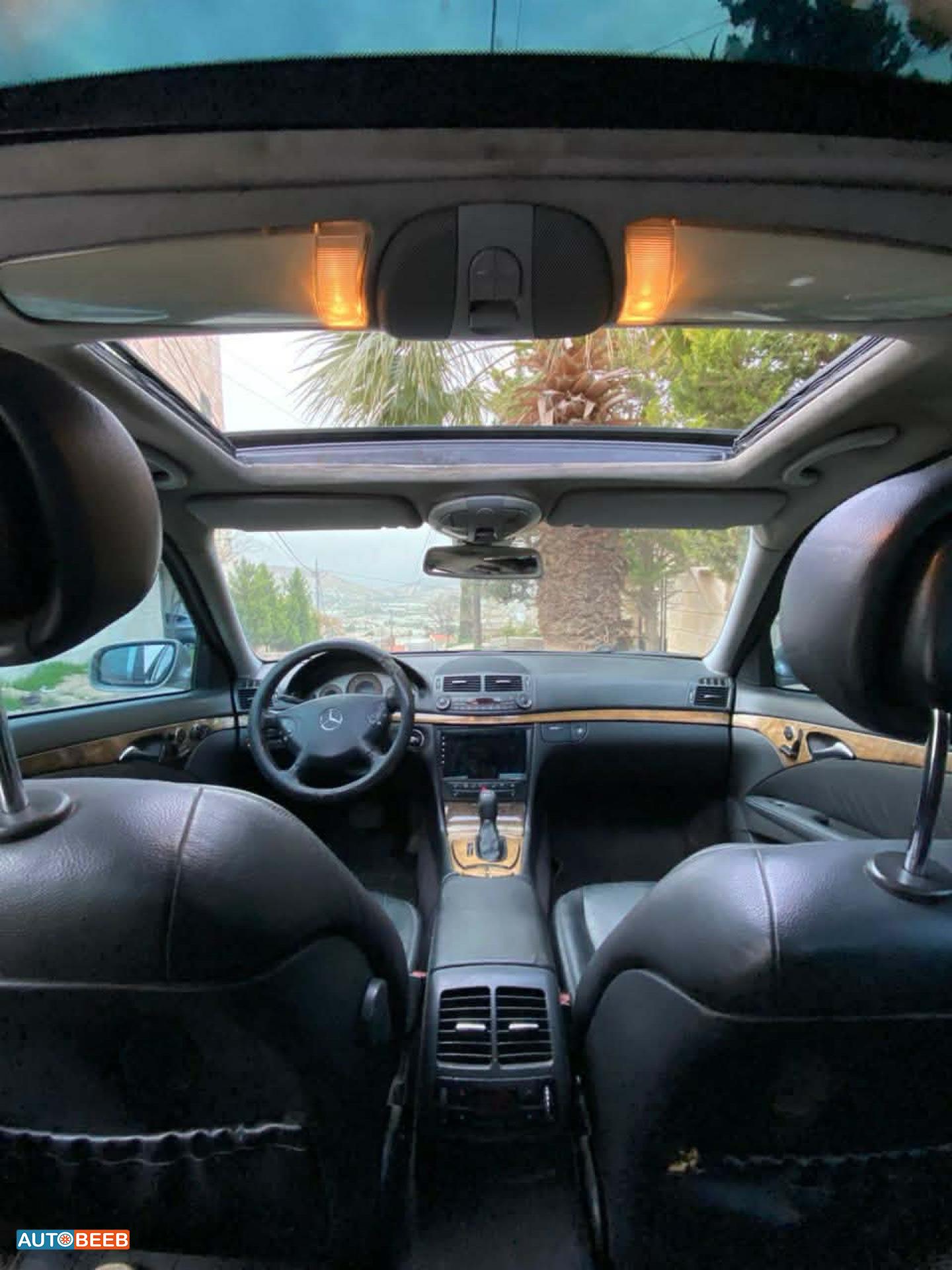 مرسيدس بنز E200 2004