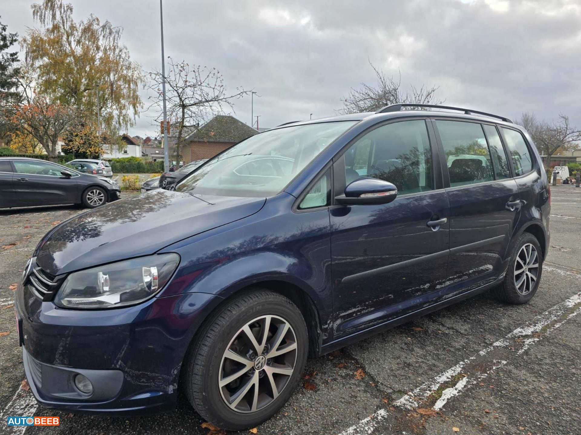 Volkswagen Touran 2014
