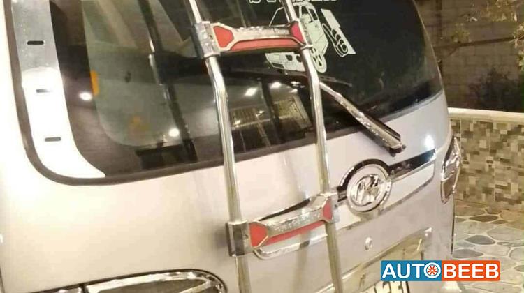 ميني فان هيونداي 2001