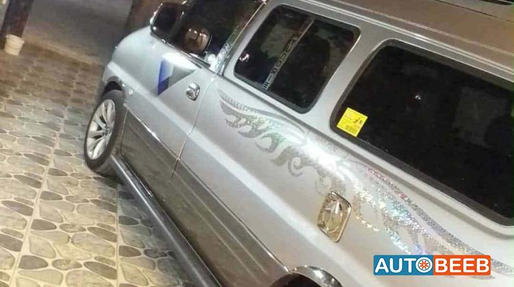 ميني فان هيونداي 2001