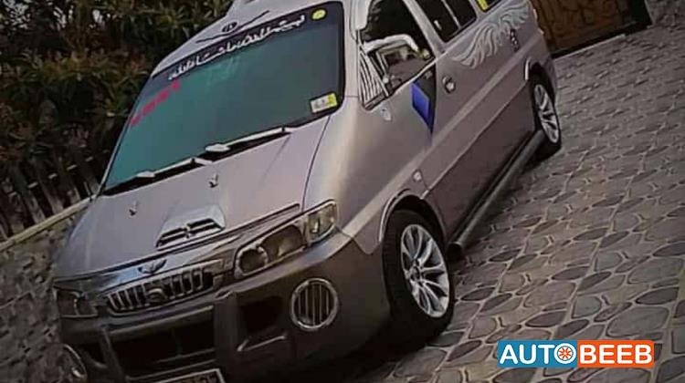 ميني فان هيونداي 2001