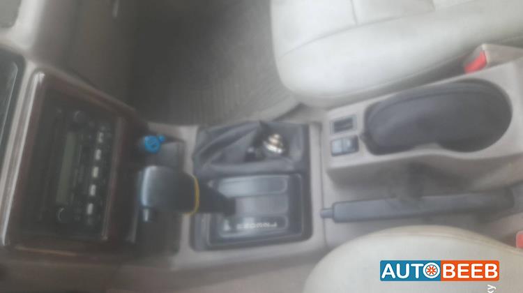 ايسوزو روديو 2000