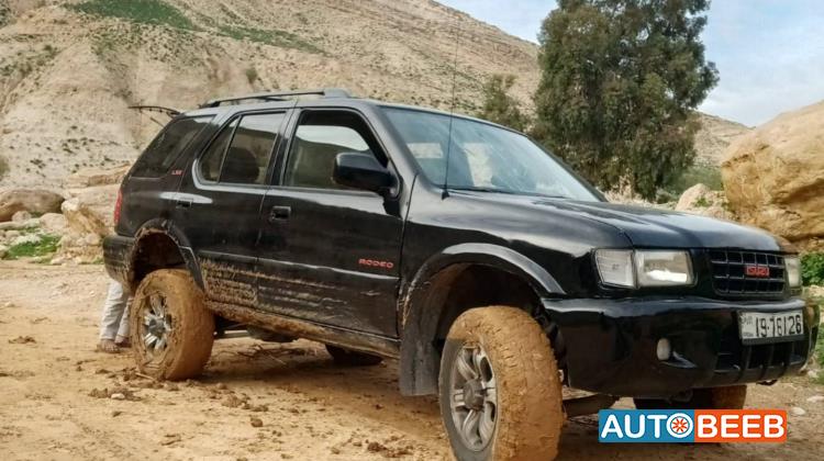 ايسوزو روديو 2000