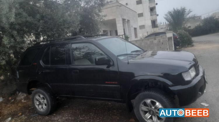 ايسوزو روديو 2000