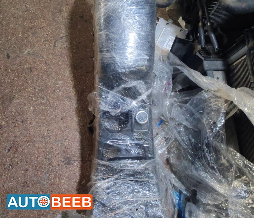 جحش وسط مرسيدس Cla 2014