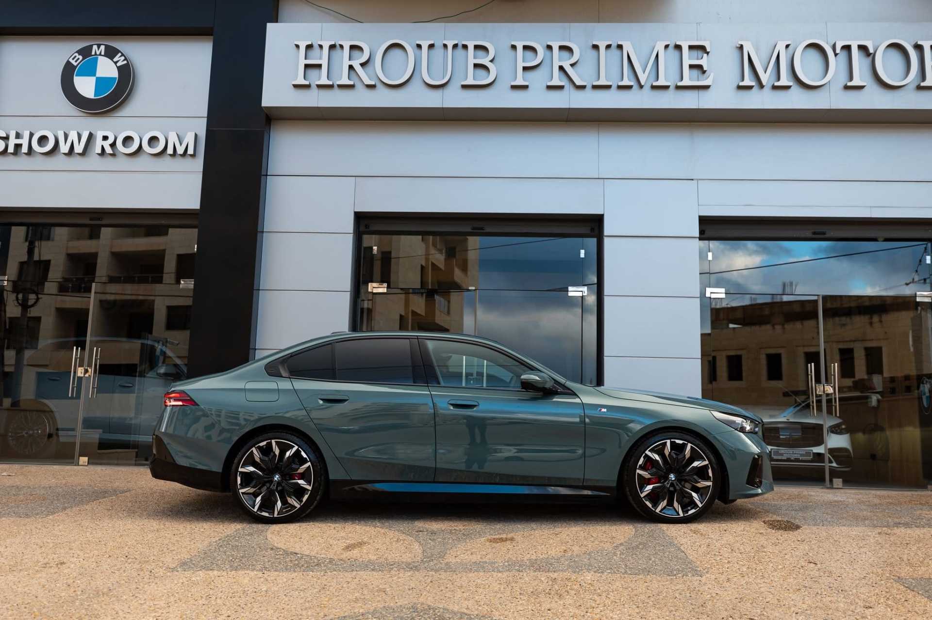 بي ام دبليو i5 2026